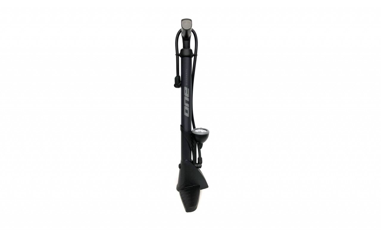 pumpa-servicna-stojaca-pre-hustenie-pneumatik-na-bicykloch-rock-machine-na-bicyklom-po-slovensku Servisná pumpa na bicykle Rock Machine S.PUMP40 s manometrom