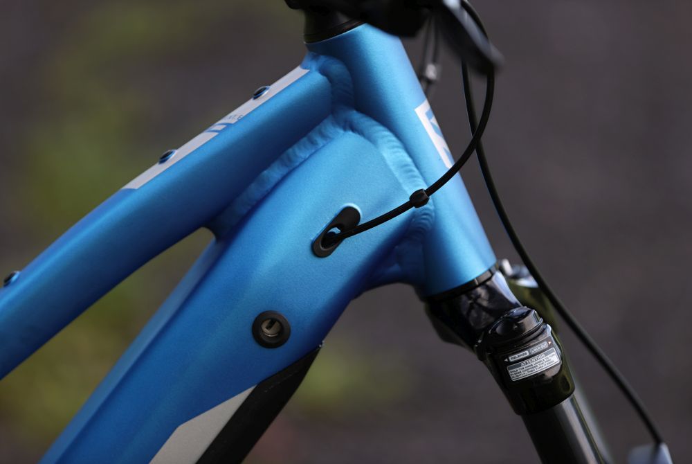 7D7A797C7E7579786D6F7A7E-6B5C5A5A5A5A5E6D5F6B615F-803-2024-79107-nk-04 Torrent e50-29 B Touring Easy Entry Matte Blue/Silver / 29x21.0" (L)