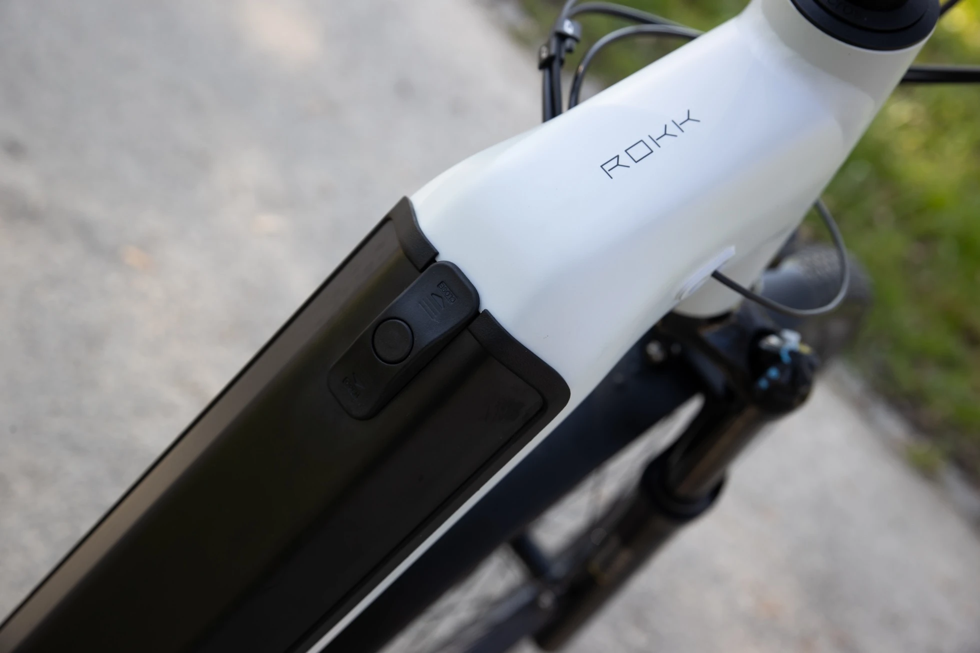 erokk-b70t-6_jpg Rock Machine eRokk B70T / Matte Limerock Grey (M)