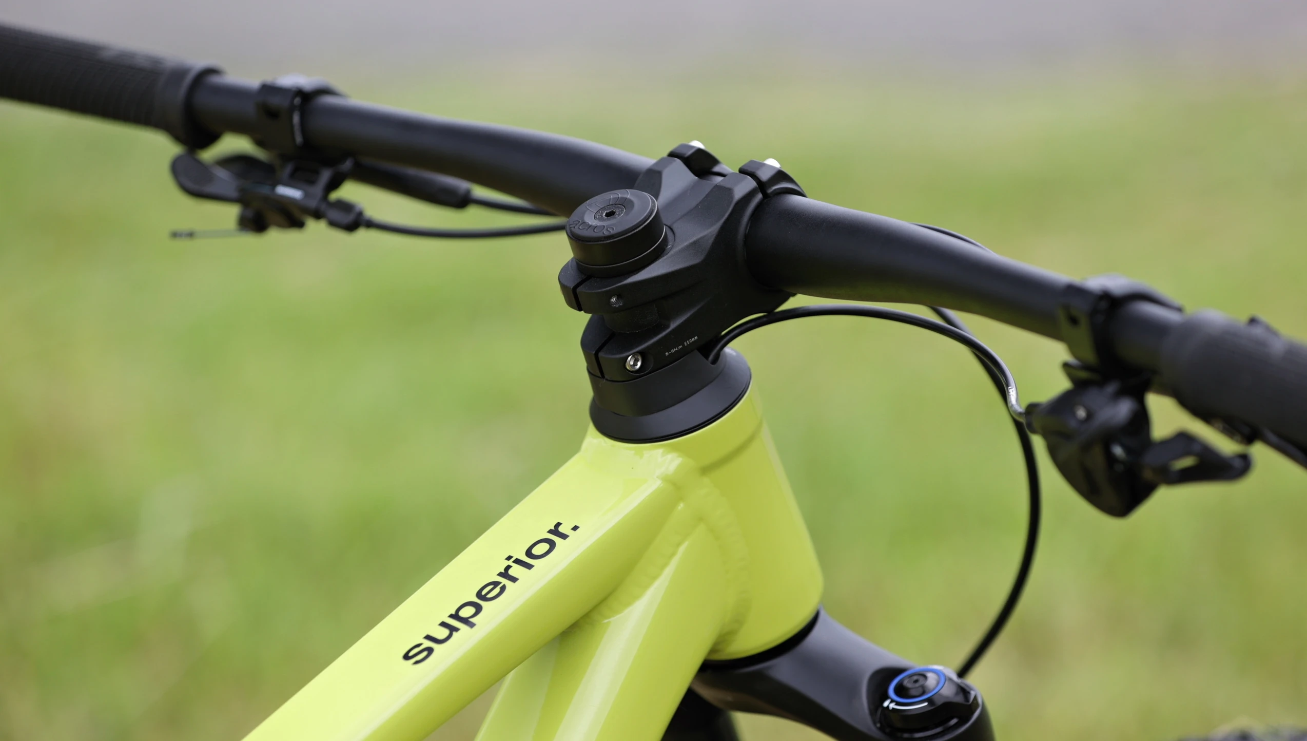 SUPERIOR XF 6.2 DC / Gloss Olive / 29x17.5"(M)