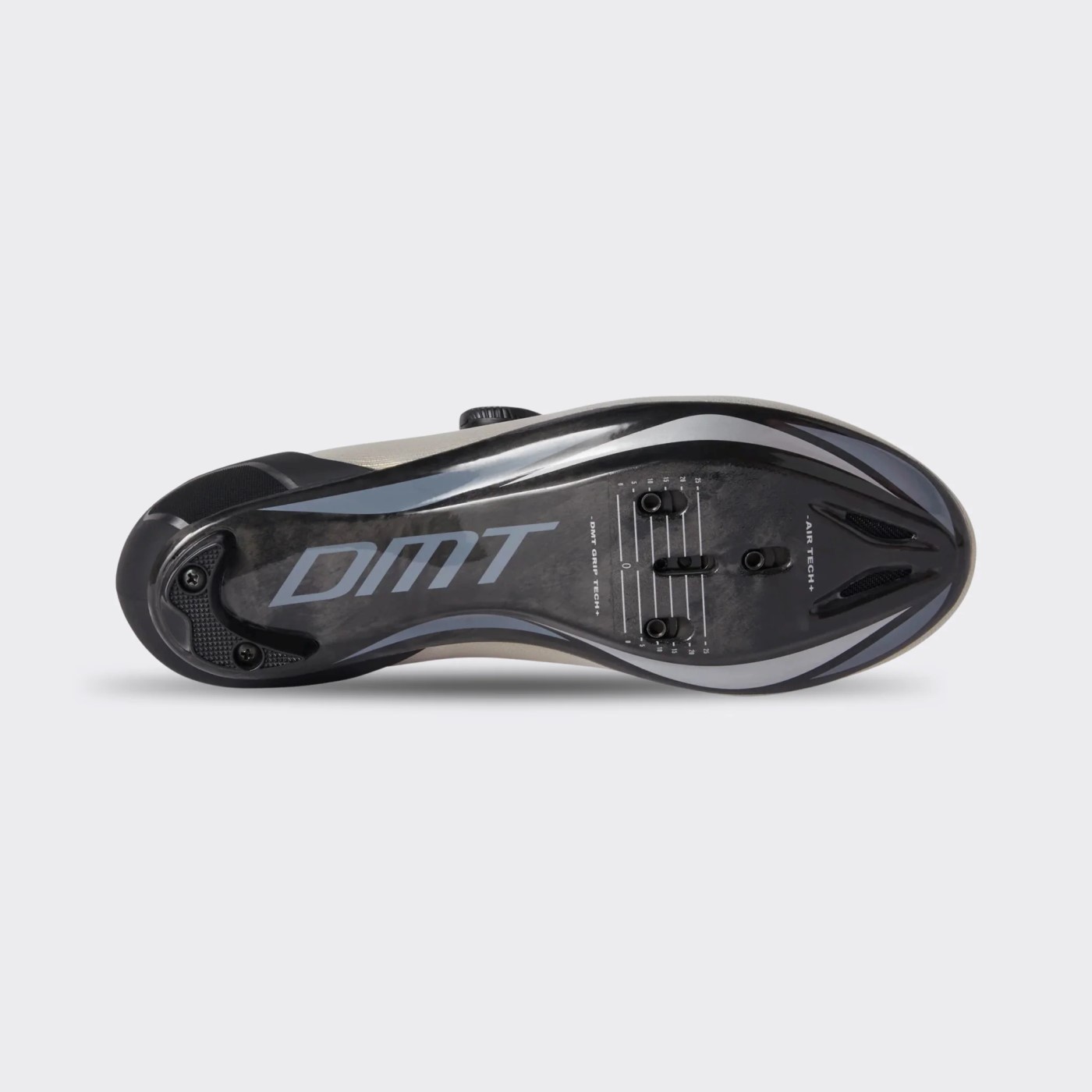 Tretry DMT KR30 Sand/Black (43,5)